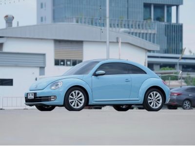 Volkswagen Beetle 1.4 GT ปี 2014 ตัวรถสวย สีเดิมโรงงานทุกชิ้น ยังไม่เคยผ่านการซ่อมสี ตัวรถเซอร์วิส ครบทุกระยะ